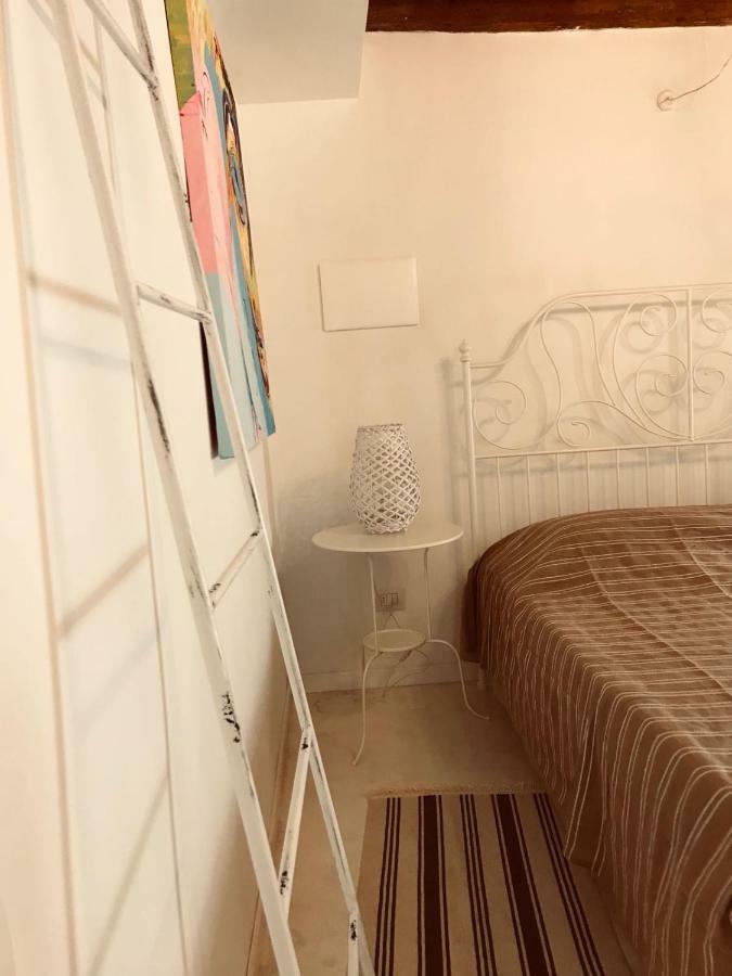 Tambien B&B Pesaro Exteriör bild